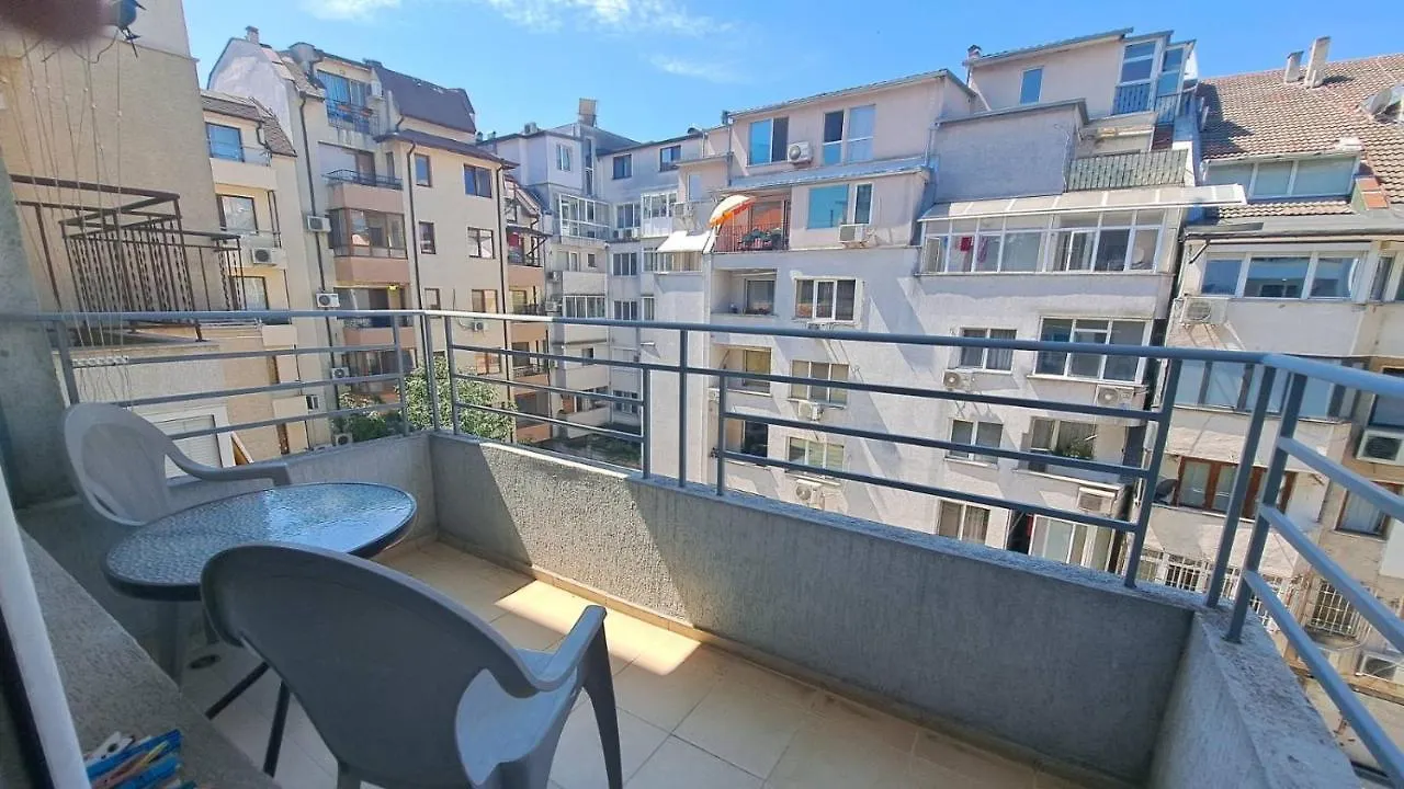 Vladislav- Luxury Apartments Varna